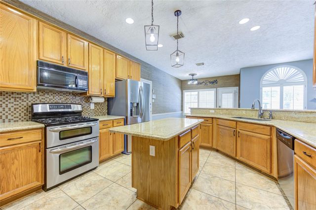 19722 Creekshore Drive, Katy, TX 77449