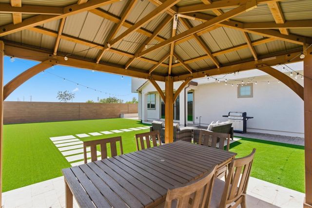 5935 S Coyote Canyon, Mesa, AZ 85212