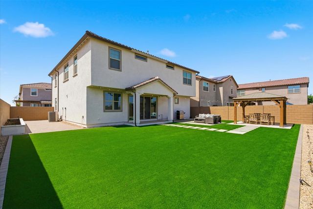 5935 S Coyote Canyon, Mesa, AZ 85212