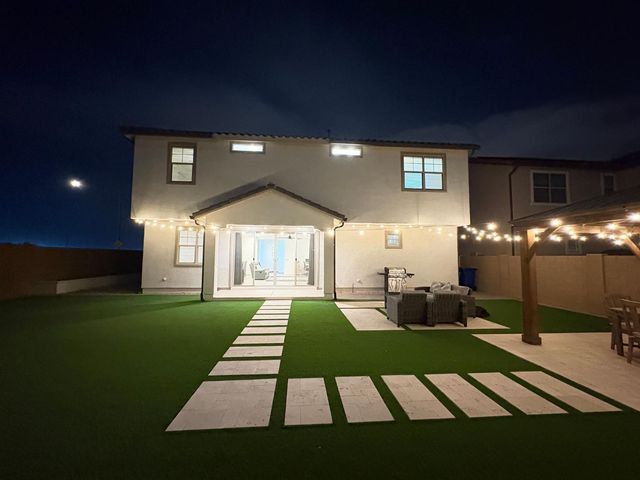 5935 S Coyote Canyon, Mesa, AZ 85212