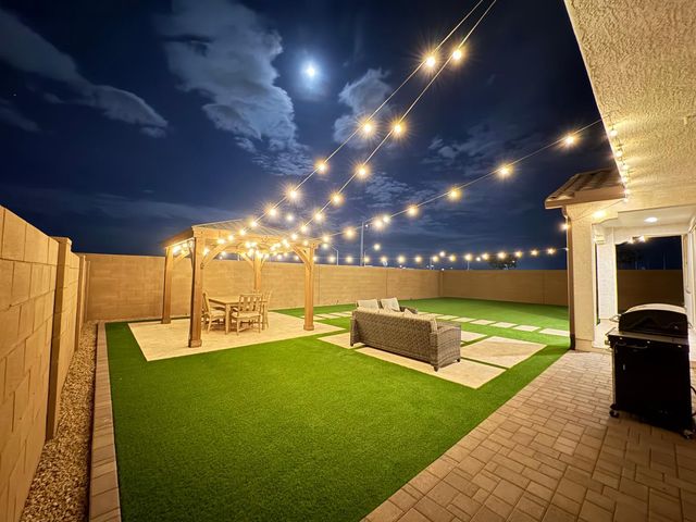 5935 S Coyote Canyon, Mesa, AZ 85212