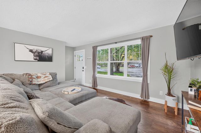 140 Powell Circle N, Big Lake, MN 55309