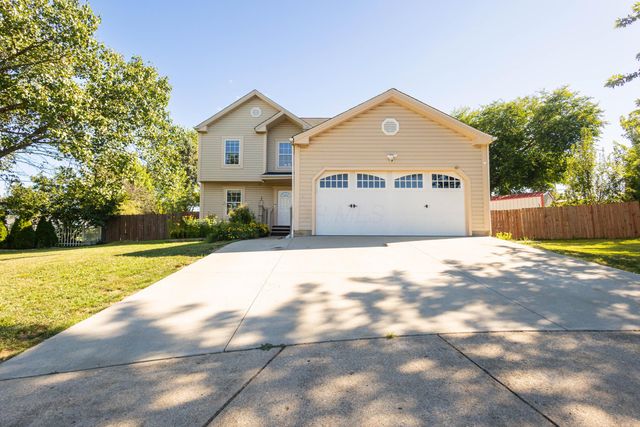 26 E Woodfield Drive, Etna, OH 43062