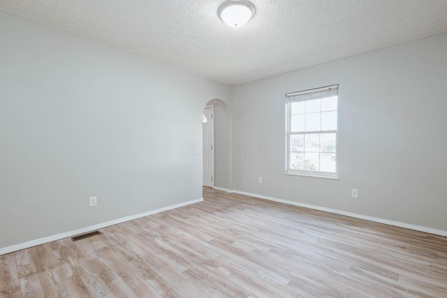 26 E Woodfield Drive, Etna, OH 43062