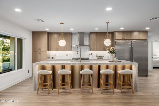 8238 E JACKRABBIT Road, Scottsdale, AZ 85250