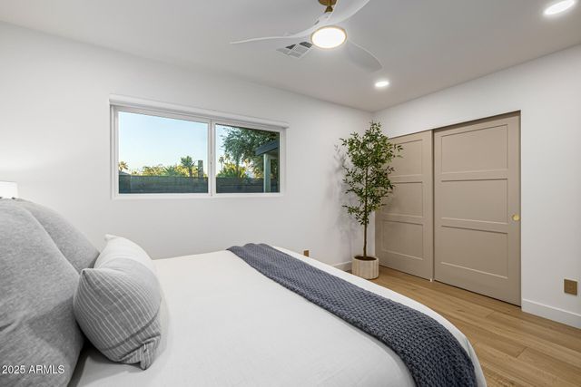 8238 E JACKRABBIT Road, Scottsdale, AZ 85250