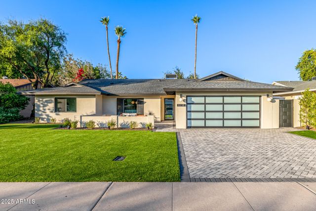 8238 E JACKRABBIT Road, Scottsdale, AZ 85250