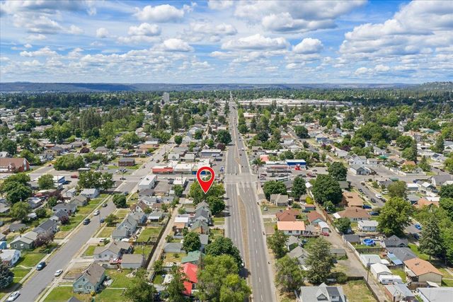 1024 E Wellesley Ave, Spokane, WA 99207