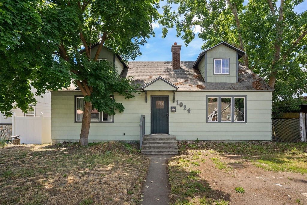 1024 E Wellesley Ave, Spokane, WA 99207