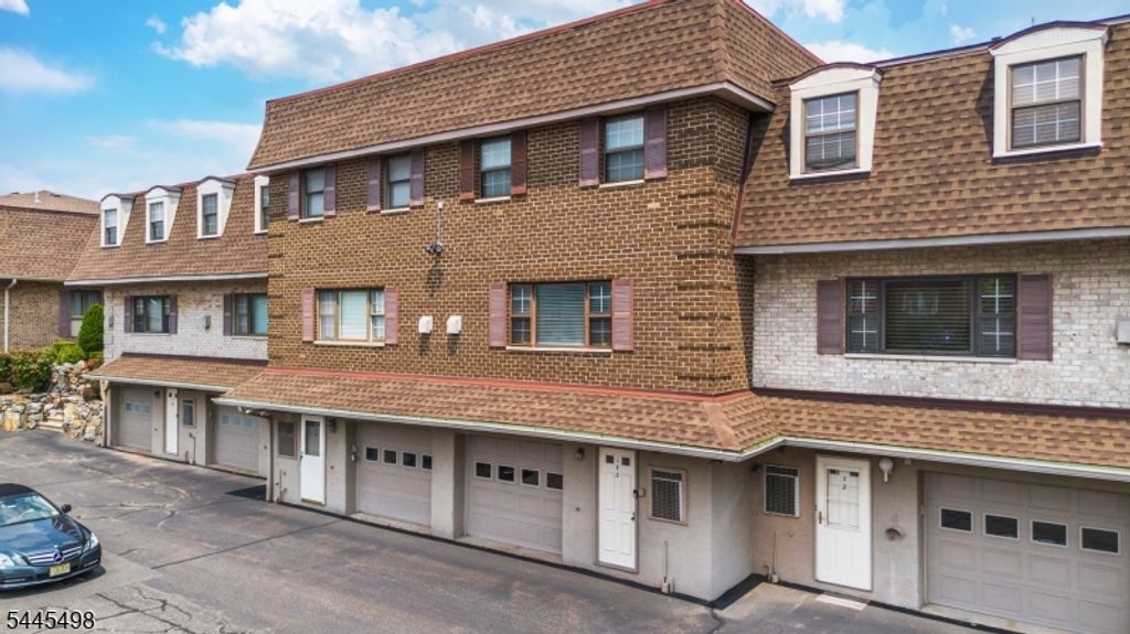575 Grove St F3, Clifton City, NJ 07013 — photo 3