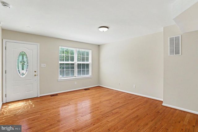 32 TAMERON PL, Rosedale, MD 21237