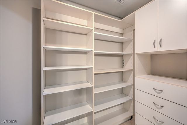 9101 Alta Drive 502, Las Vegas, NV 89145