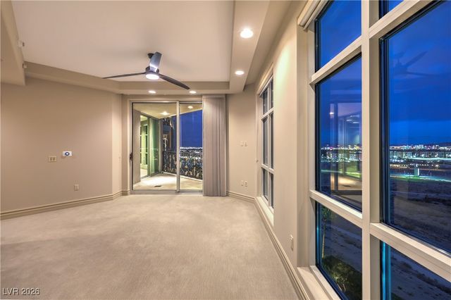 9101 Alta Drive 502, Las Vegas, NV 89145