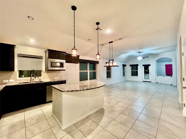 1429 Freesia Drive, Little Elm, TX 75068