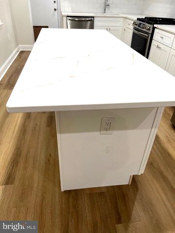 3821 N 17TH ST, Philadelphia, PA 19140