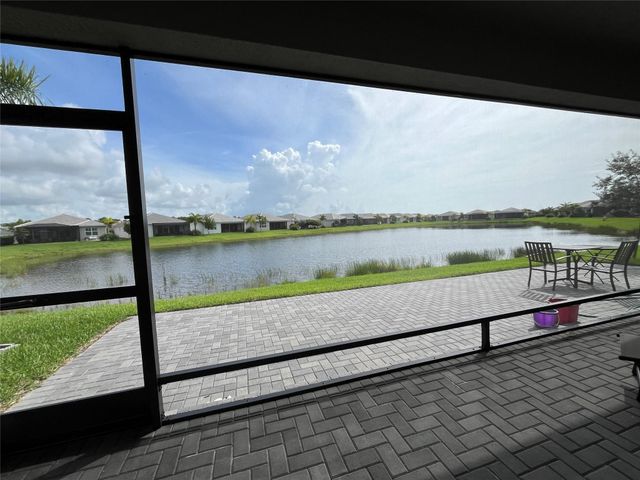 11711 SW River Crossing Pl, Port St Lucie, FL 34987