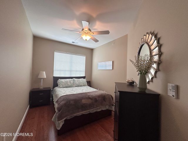 512 Abby Road, Middletown, NJ 07748