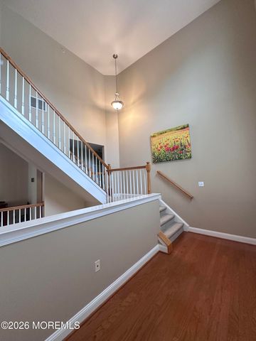 512 Abby Road, Middletown, NJ 07748