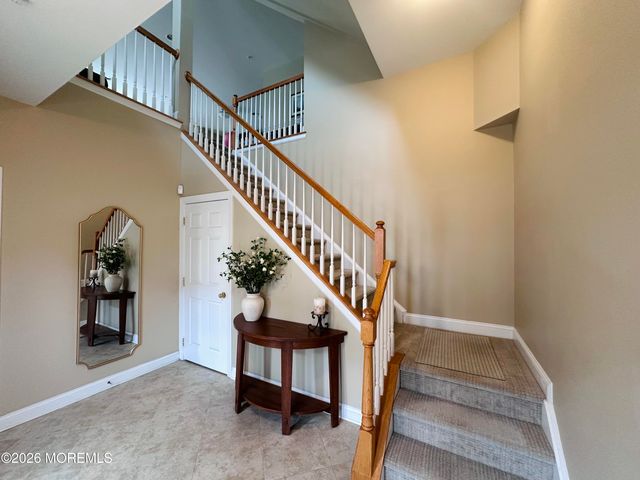 512 Abby Road, Middletown, NJ 07748