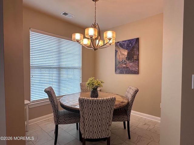 512 Abby Road, Middletown, NJ 07748