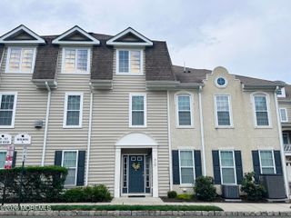 512 Abby Road, Middletown, NJ 07748
