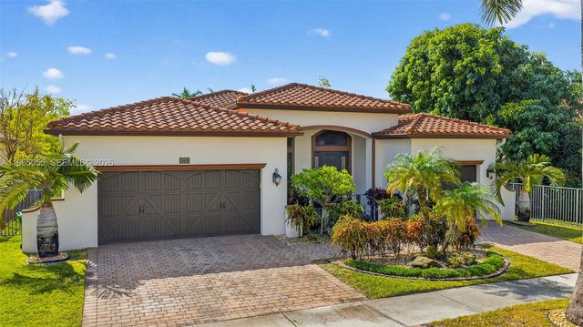 8782 NW 41st St, Cooper City, FL 33024