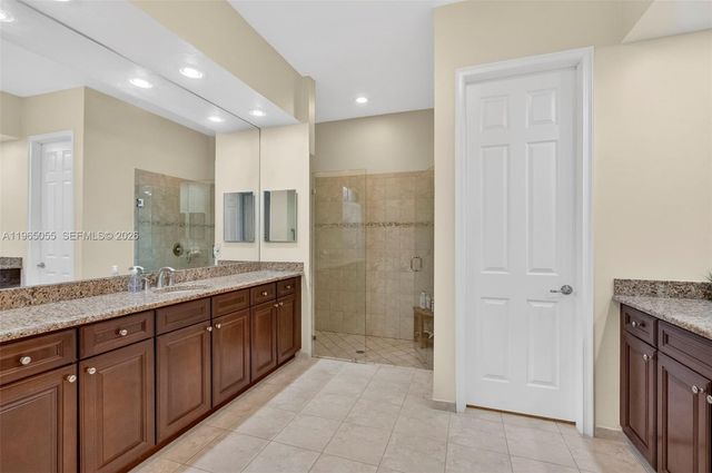 8782 NW 41st St, Cooper City, FL 33024