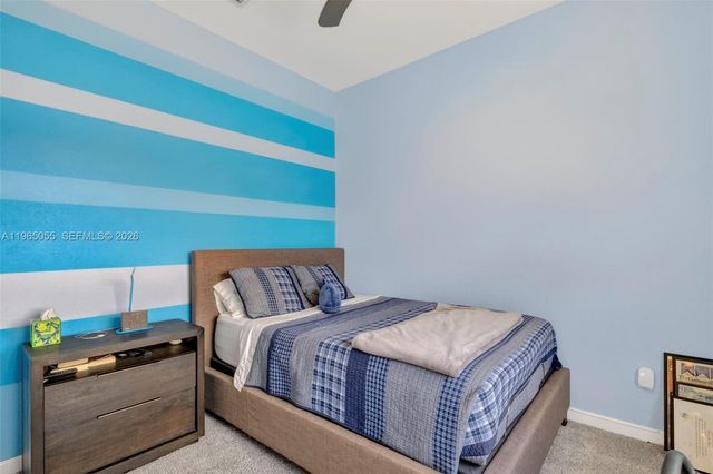 8782 NW 41st St, Cooper City, FL 33024