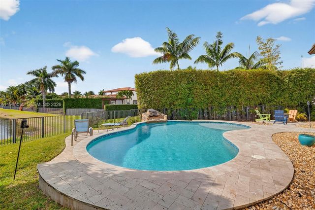 8782 NW 41st St, Cooper City, FL 33024