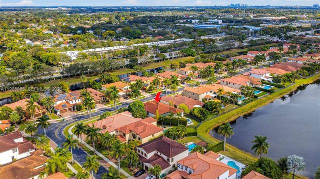 8782 NW 41st St, Cooper City, FL 33024