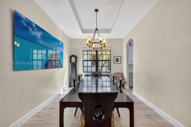 8782 NW 41st St, Cooper City, FL 33024