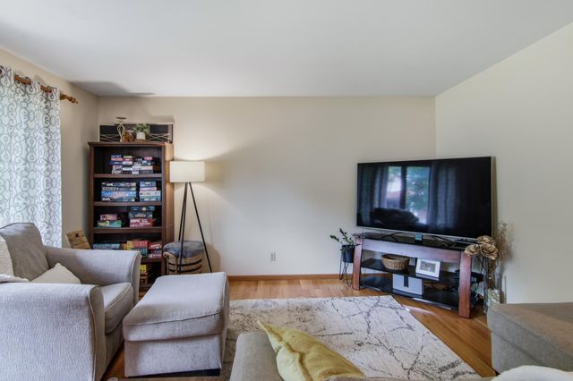 2231 Frank Street, Eau Claire, WI 54703