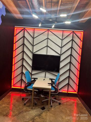 1930 Freedom Drive, Charlotte, NC 28208