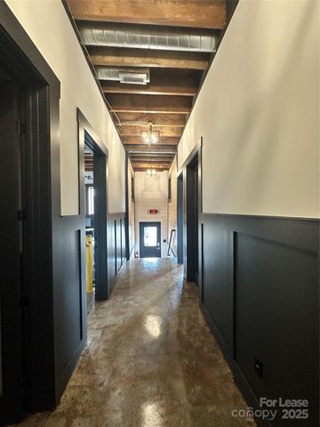 1930 Freedom Drive, Charlotte, NC 28208