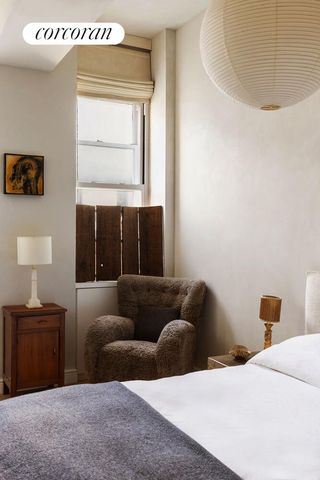 315 7th Ave Apt 4D, New York City, NY 10001