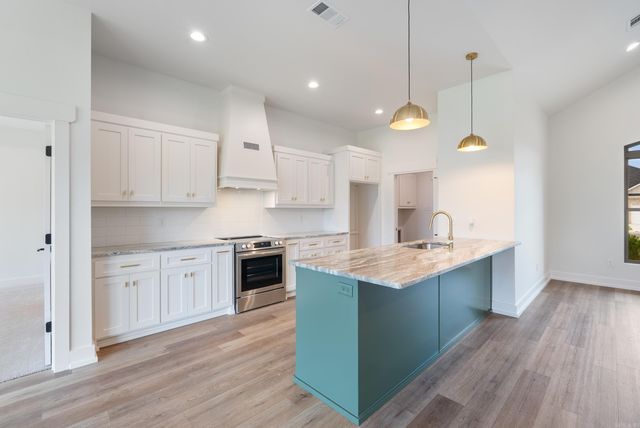 4 Evening Star Cove, Greenbrier, AR 72058