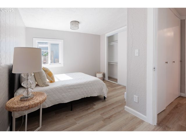105 Se 119TH Ave, Portland, OR 97216