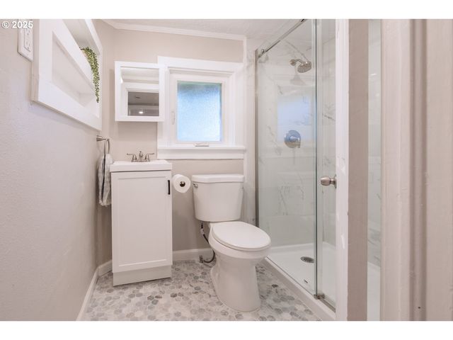 105 Se 119TH Ave, Portland, OR 97216