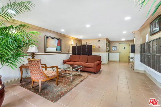 311 Bora Bora Way 3207, Marina Del Rey, CA 90292