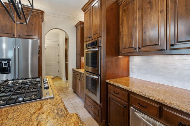1509 Cooks Xing, Tyler, TX 75703