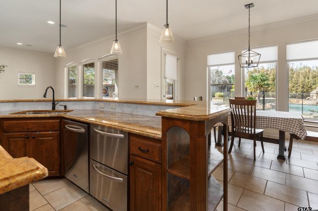 1509 Cooks Xing, Tyler, TX 75703