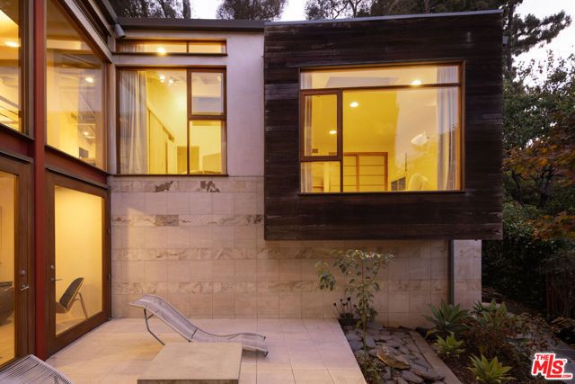 179 Beloit Avenue, Los Angeles, CA 90049