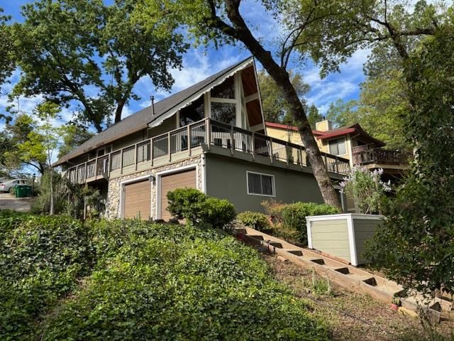 11284 Greenbriar Way, Auburn, CA 95602