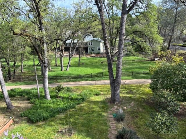 11284 Greenbriar Way, Auburn, CA 95602