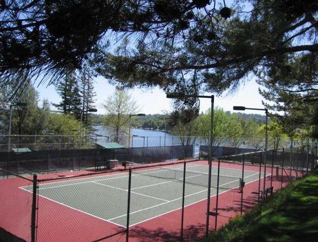 11284 Greenbriar Way, Auburn, CA 95602