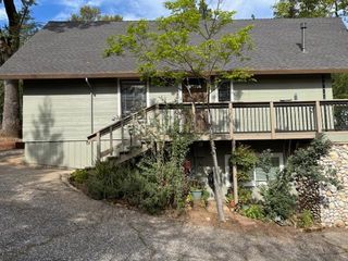11284 Greenbriar Way, Auburn, CA 95602