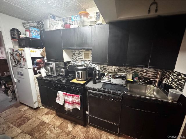 35-57 86th Street, Jackson Heights, NY 11372
