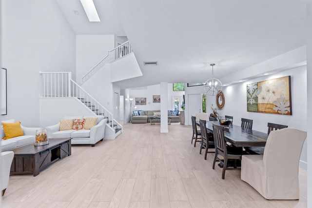 2442 Windsor Way Court, Wellington, FL 33414