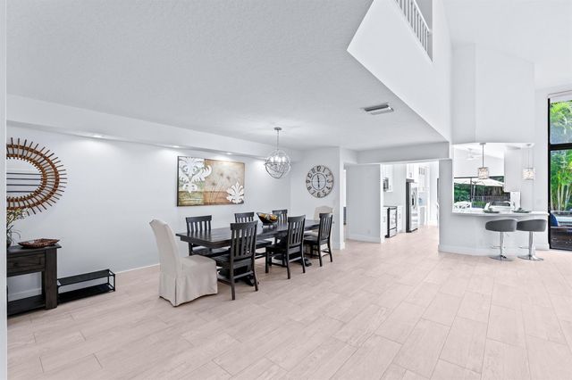 2442 Windsor Way Court, Wellington, FL 33414