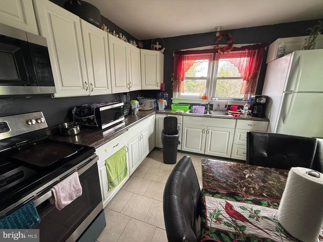 1014 SPRUCE ST, Vineland, NJ 08360